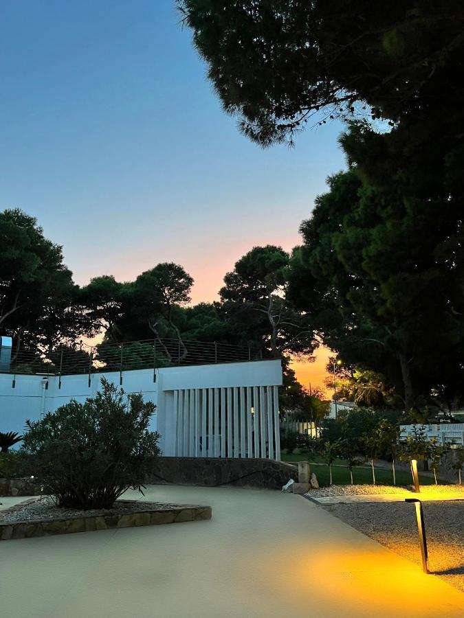 Angolo Mare Apartments & Rooms Porto Pino Exteriör bild