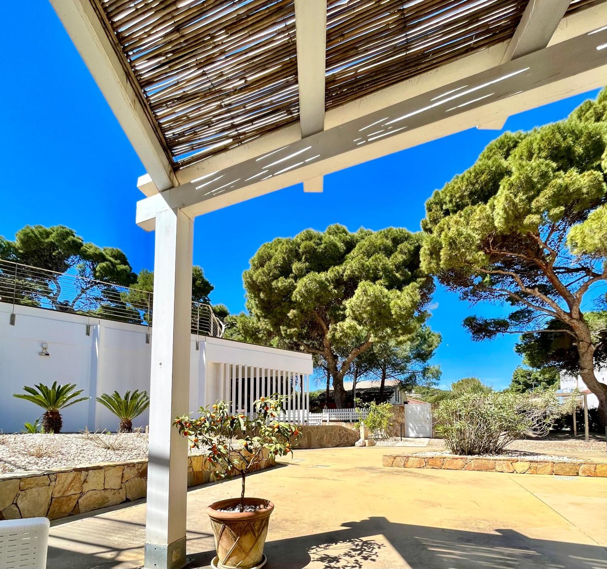 Angolo Mare Apartments & Rooms Porto Pino Exteriör bild