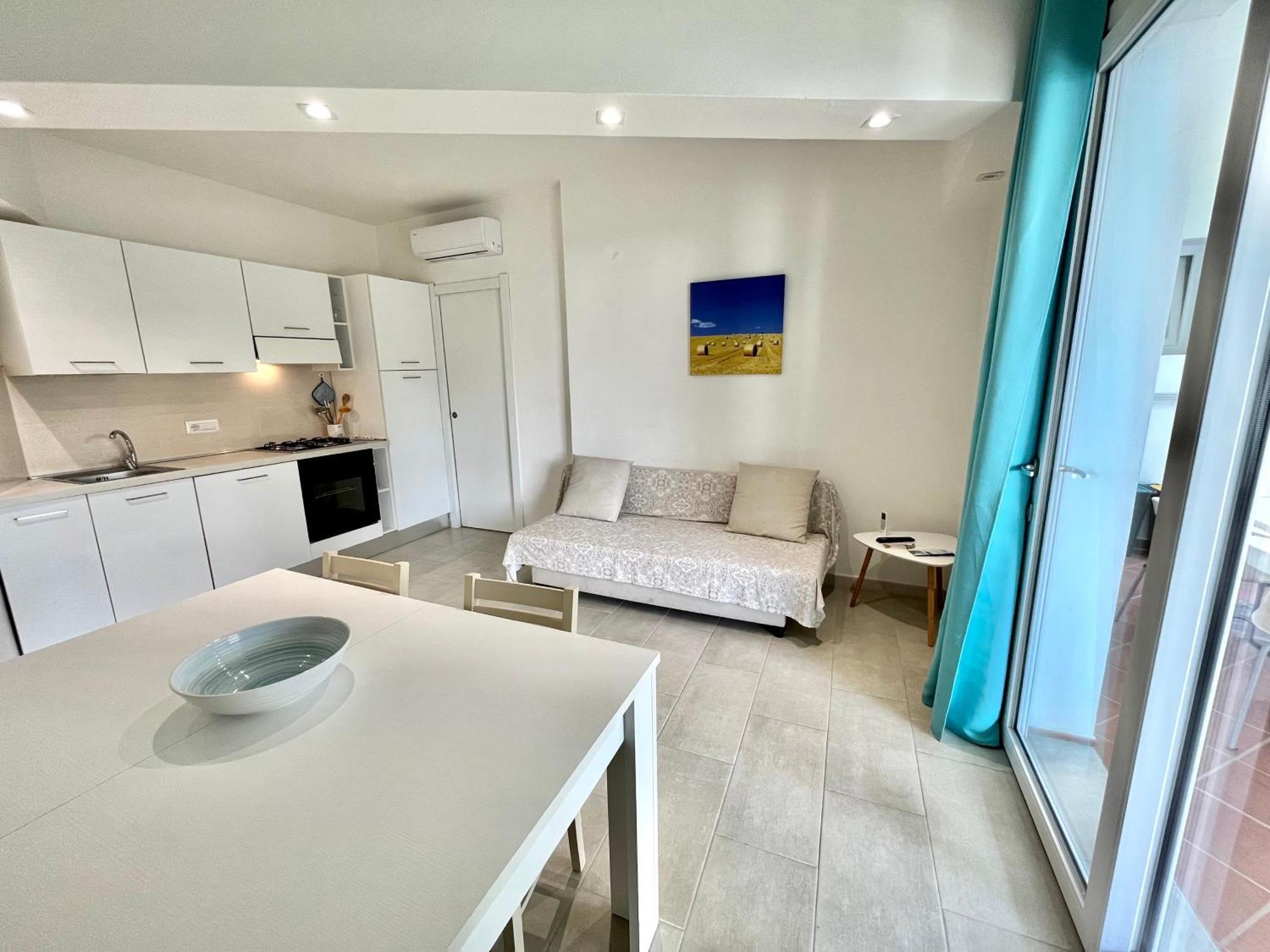 Angolo Mare Apartments & Rooms Porto Pino Exteriör bild