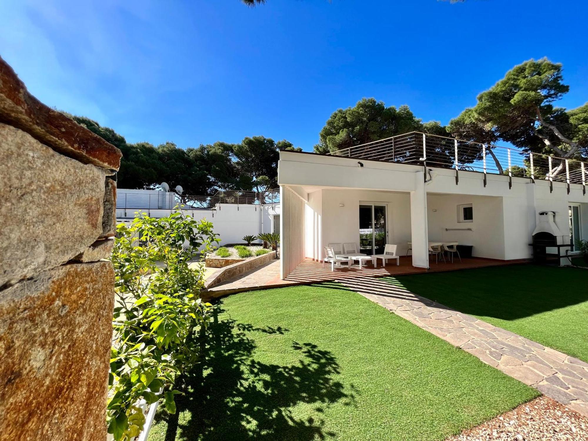 Angolo Mare Apartments & Rooms Porto Pino Exteriör bild